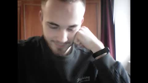 Snapshot of supermanqsky chatting on January 11, 10:40 am SupermanQSky online show from January 11, 10:40 am