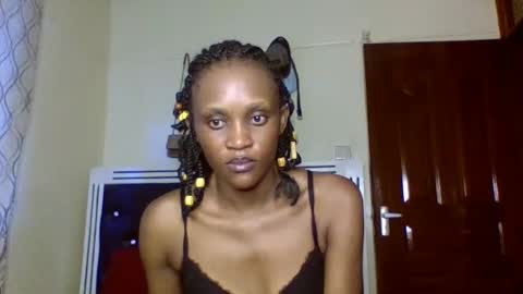 Snapshot of supersexxy_chyna chatting on May 18, 6:52 am supersexxy_chyna online show from May 18, 6:52 am