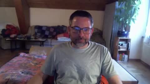 supersquirrel81 online show from March 1, 6:59 am