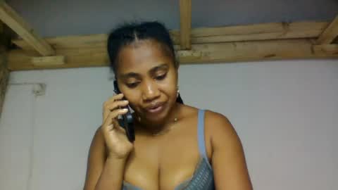 Snapshot of surbelle chatting on July 19, 3:38 pm surbelle online show from July 19, 3:38 pm