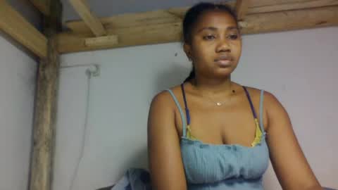 Snapshot of surbelle chatting on July 20, 10:29 am surbelle online show from July 20, 10:29 am