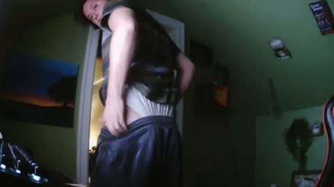 Snapshot of surferdude_here chatting on September 23, 7:33 am surferdude_here online show from September 23, 7:33 am