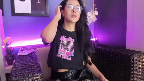 Susann online show from March 5, 8:00 pm