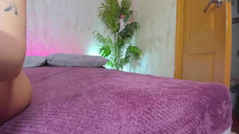 Annie online show from January 29, 4:15 am