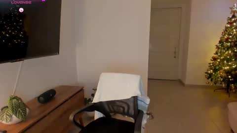 susan love online show from December 18, 12:49 am