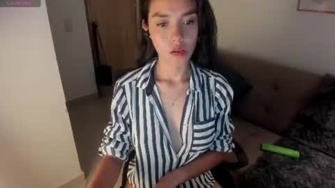 Snapshot of susan_arango chatting on June 11, 2:53 am susan love online show from June 11, 2:53 am