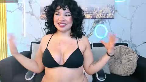 Snapshot of susana23_pm chatting on February 26, 1:54 pm susana23_pm online show from February 26, 1:54 pm