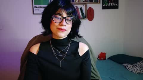 susana_w online show from March 11, 12:05 am