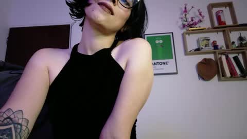 Snapshot of susana_w chatting on April 27, 10:41 pm susana_w online show from April 27, 10:41 pm
