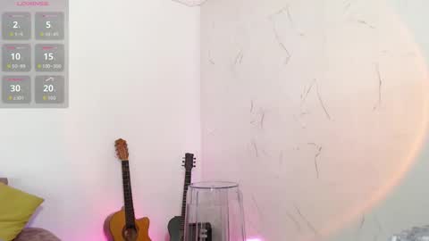 Susana hendrix    online show from September 10, 6:30 pm