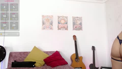 Susana hendrix    online show from September 12, 6:41 pm