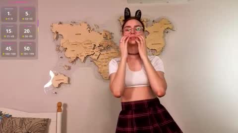 susannahtrojahn online show from March 31, 3:12 pm