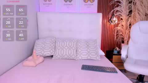 susie online show from January 13, 12:49 am