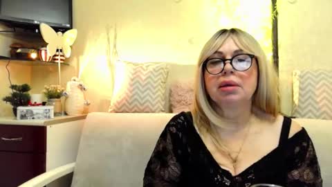 SusiexNoreen online show from March 18, 1:31 am