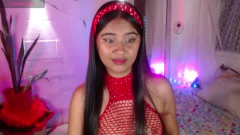 Snapshot of sussy_222 chatting on June 4, 1:00 am susy online show from June 4, 1:00 am