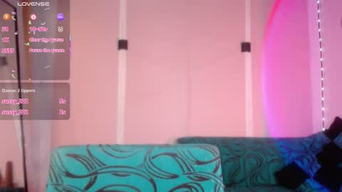 Snapshot of sussy_222 chatting on July 24, 8:40 pm susy online show from July 24, 8:40 pm