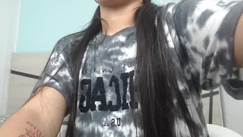 sussy leon online show from January 18, 3:27 pm