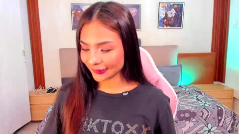 sussy_sweet4u online show from September 19, 10:49 am