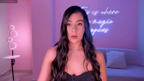 Sussy Bell online show from February 1, 3:49 am