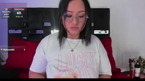 Sussy Sunny online show from April 7, 4:13 am