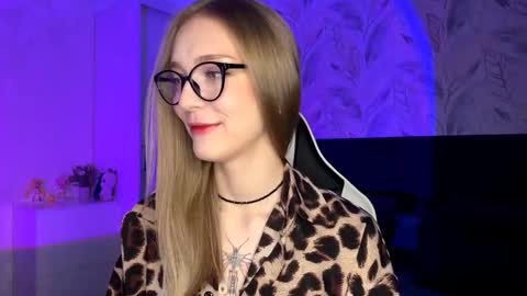 Jessica online show from November 5, 4:51 pm