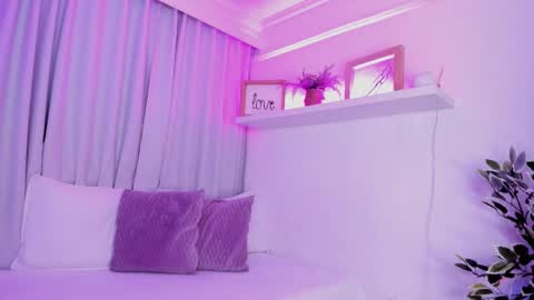 susyy online show from November 9, 7:34 pm