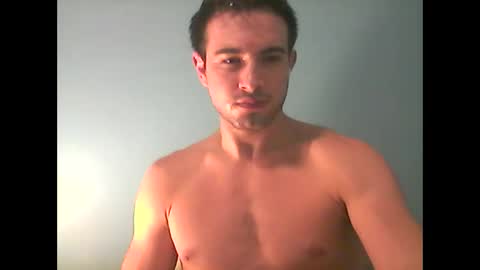 Snapshot of sutromaxx chatting on March 28, 3:17 am Maximus online show from March 28, 3:17 am