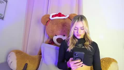 suzan__cooper2 online show from December 22, 12:39 am