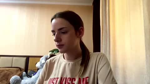 Snapshot of suzannetigerino chatting on July 9, 7:23 am Emila online show from July 9, 7:23 am