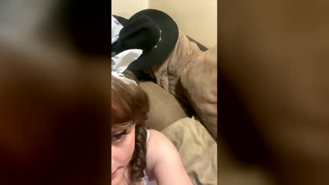 suzielou2 online show from May 24, 11:04 am