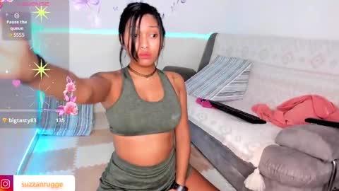 suzzann_rugg online show from December 17, 11:27 pm