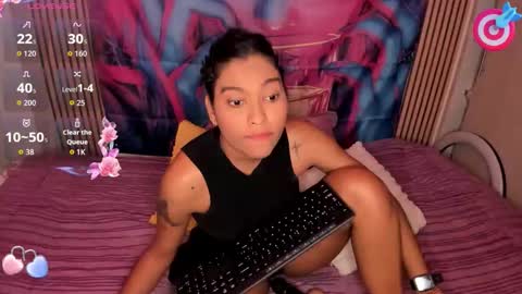 suzzann_rugg online show from September 14, 10:53 pm