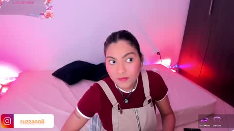 suzzann_rugg online show from March 18, 10:24 pm