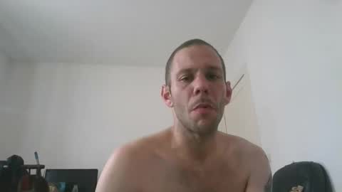 Snapshot of svandewalle111 chatting on April 14, 9:04 am svandewalle111 online show from April 14, 9:04 am