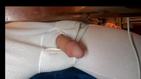 swamp486822 online show from February 27, 5:56 am