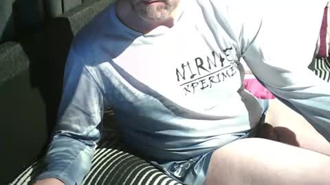 ArnSwart online show from September 27, 11:43 pm