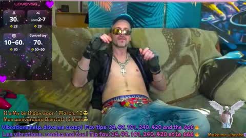 Snapshot of swatrocshy chatting on March 11, 10:21 am SwatRocShy online show from March 11, 10:21 am