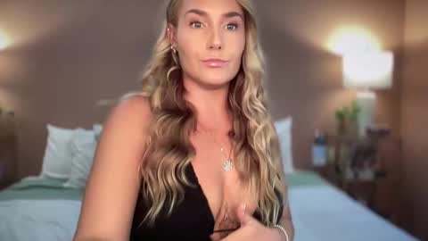 Swedish Candii online show from February 2, 12:09 am