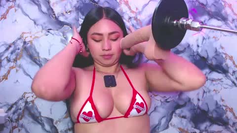 Amy  IG sweeet amy0 online show from April 23, 9:50 pm