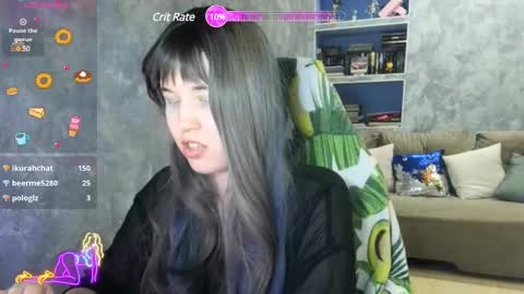 Snapshot of sweeet_bee chatting on February 13, 11:50 am Melisa online show from February 13, 11:50 am