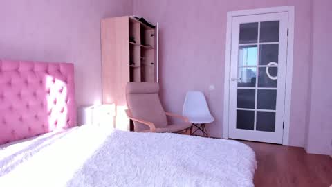 sweeety_peach online show from April 7, 10:05 am