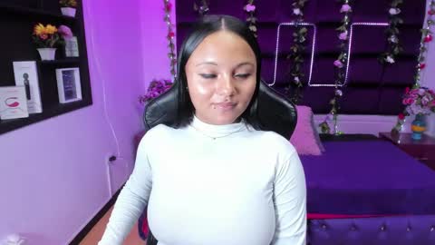 sweet ana  online show from December 22, 10:17 am