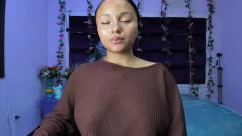 Snapshot of sweelanna chatting on June 2, 12:45 am sweet ana online show from June 2, 12:45 am