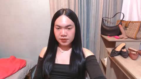 Snapshot of sweemaria03 chatting on May 26, 3:30 pm sweemaria03 online show from May 26, 3:30 pm