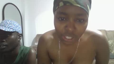 sweerie20 online show from December 17, 8:31 am