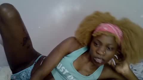 Snapshot of sweest_caster chatting on July 12, 12:07 pm Sweetest doll online show from July 12, 12:07 pm