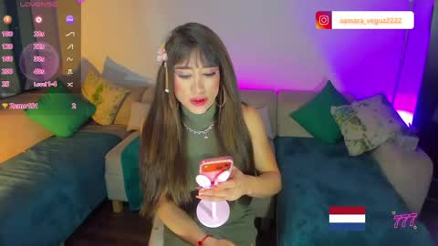 Snapshot of sweet01_ chatting on June 5, 6:52 am sweet01_ online show from June 5, 6:52 am