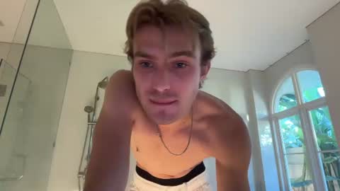 Sammy online show from July 12, 11:18 pm