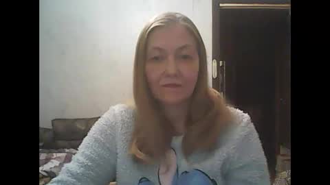 Snapshot of sweet4blonde67 chatting on February 17, 9:50 am sweet4blonde67 online show from February 17, 9:50 am