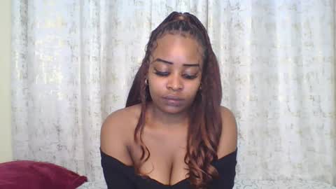 Snapshot of sweet69temptress chatting on May 16, 2:30 am sweet69temptress online show from May 16, 2:30 am